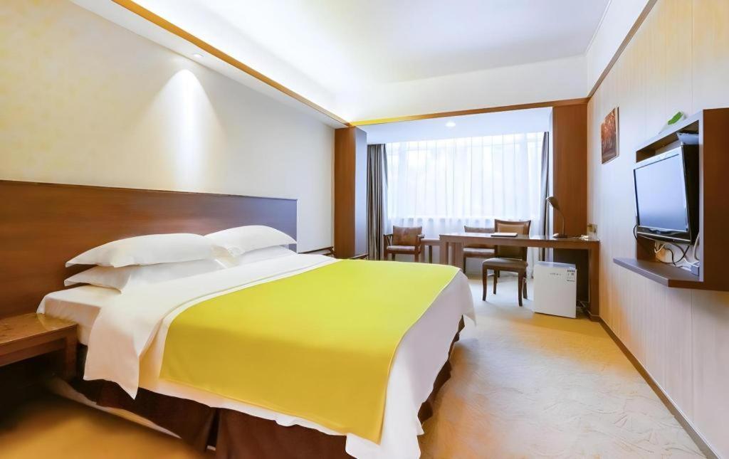 My Pleasant Hotel Шэньчжэнь Экстерьер фото