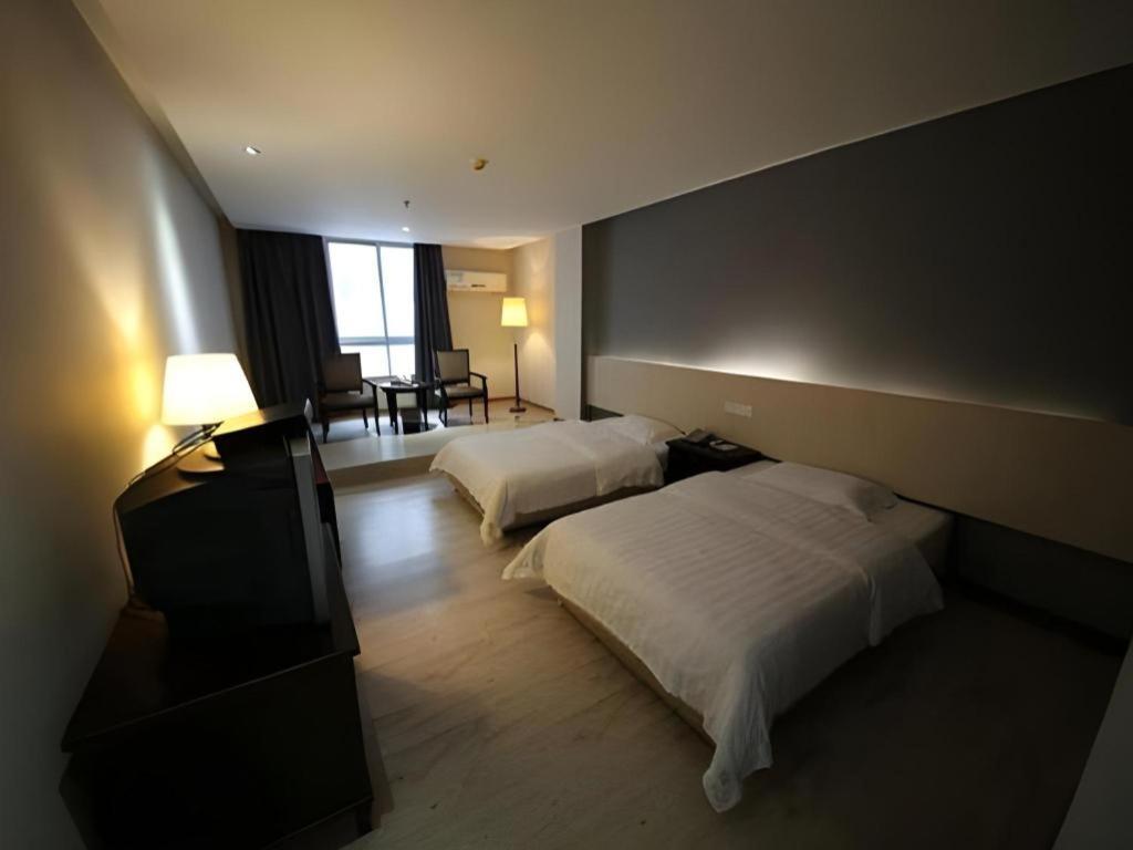 My Pleasant Hotel Шэньчжэнь Экстерьер фото